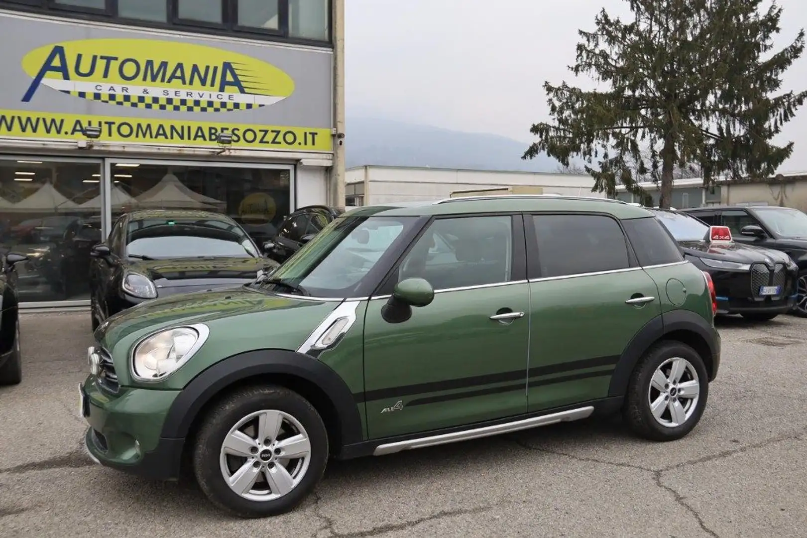 MINI Cooper D Countryman 1.6 Park Lane Plus ALL4 Vert - 1