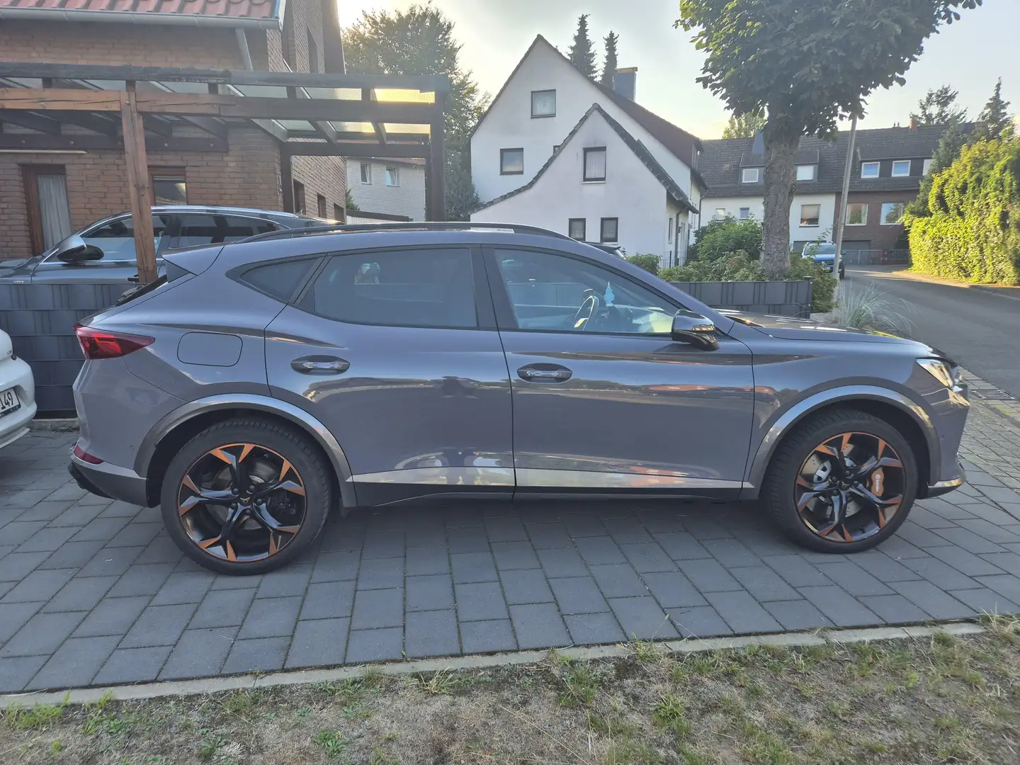 CUPRA Formentor Formentor VZ 2.0 TSI 4Drive DSG Grau - 2