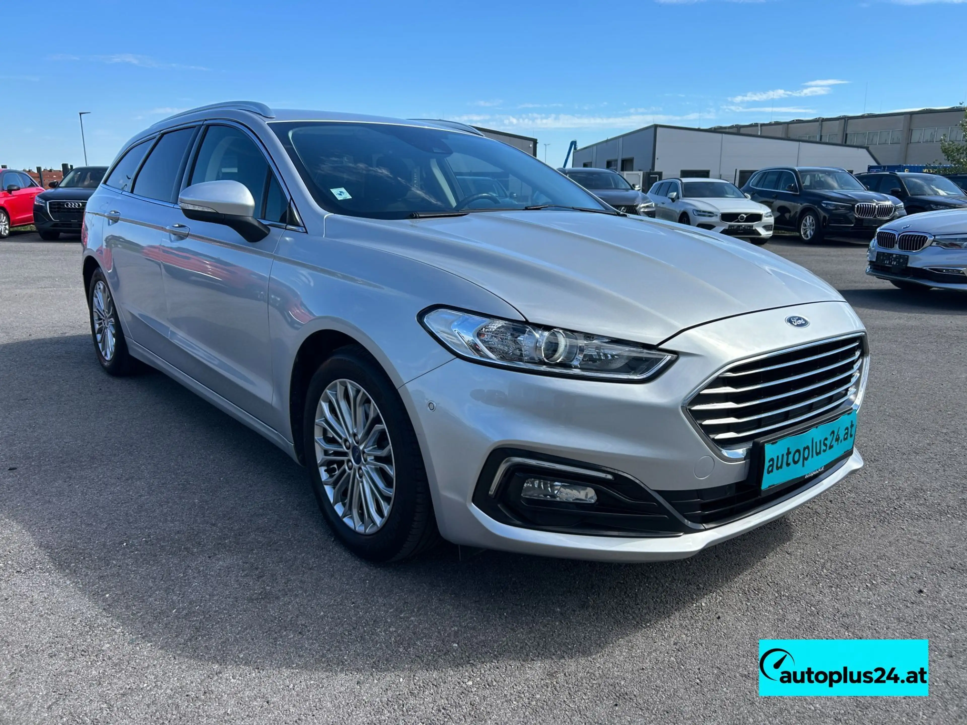 Ford Mondeo Traveller Titanium 2,0 EcoBlue SCR Aut. — photo 3