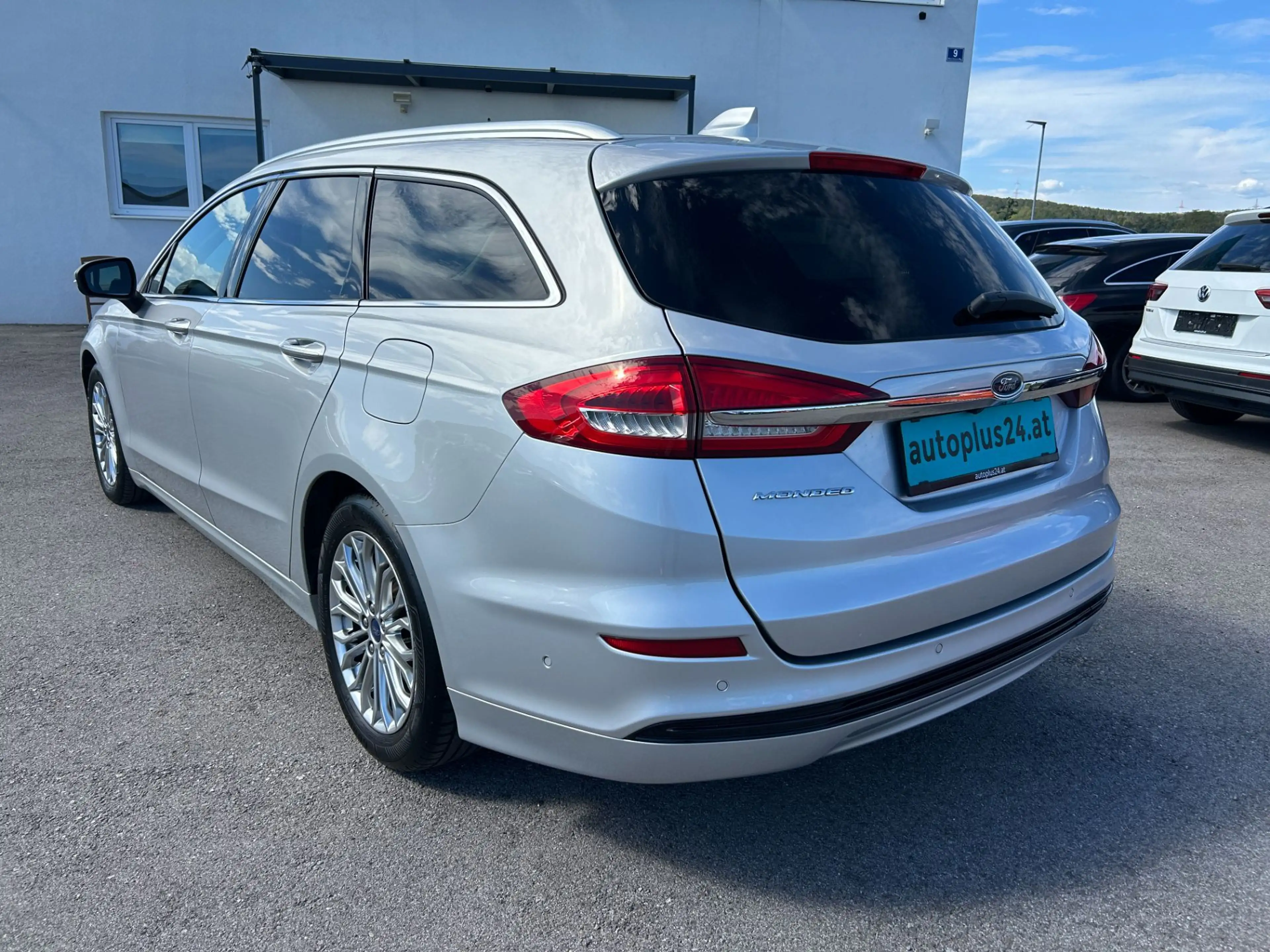 Ford Mondeo Traveller Titanium 2,0 EcoBlue SCR Aut. — photo 8