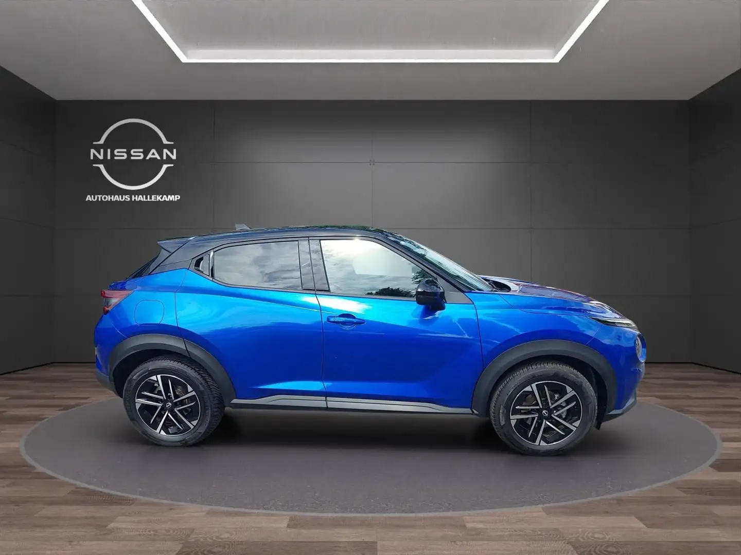 Nissan Juke 1.0 DIG-T N-Connecta Bleu - 2