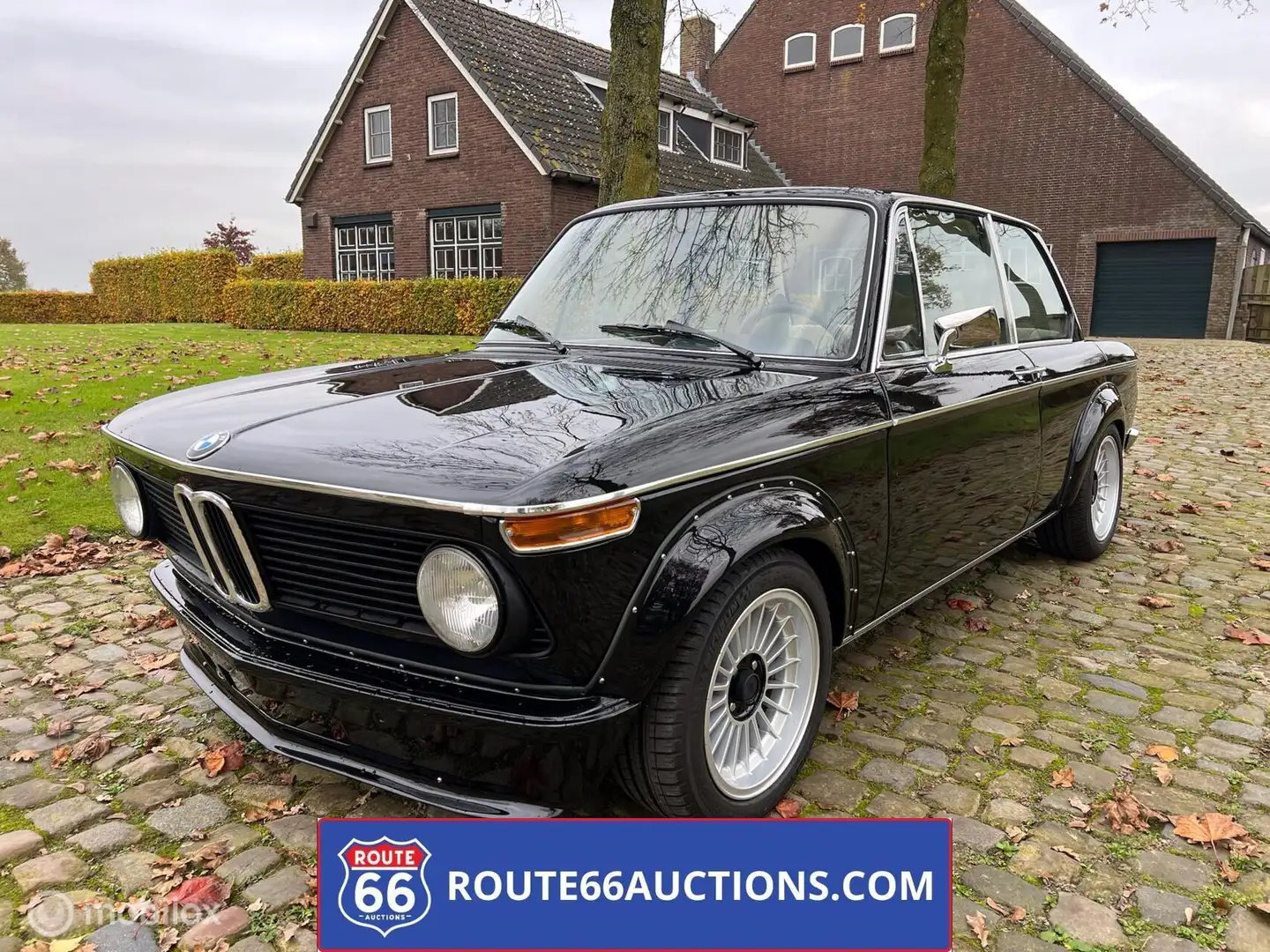 BMW 2002 Tii Sedan | Route 66 auctions Zwart - 2