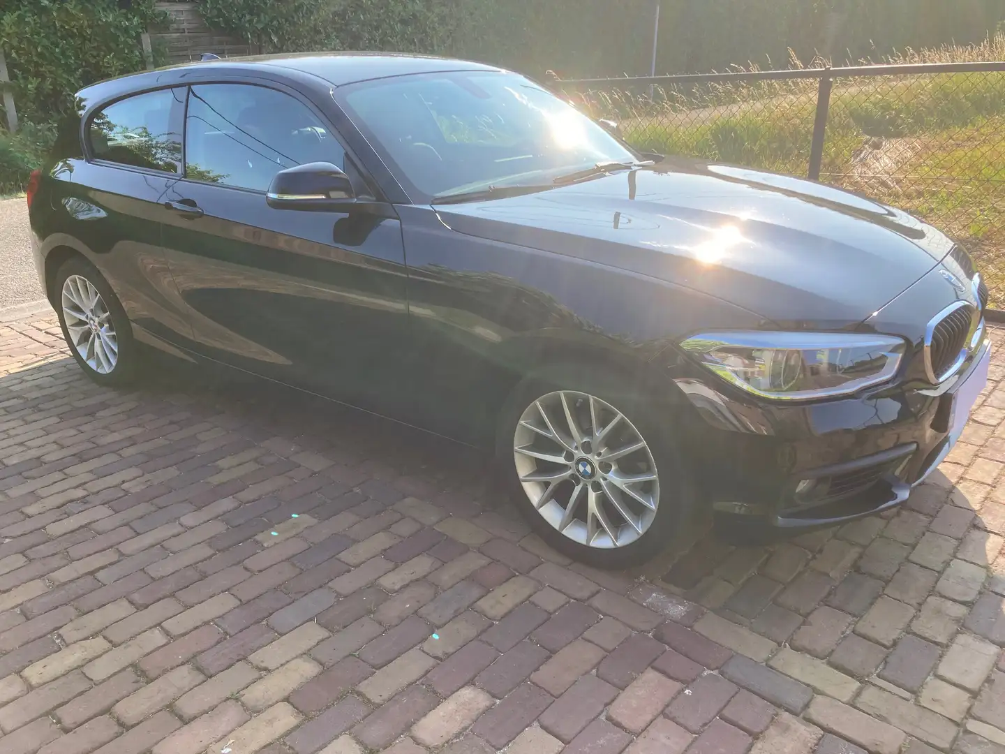 BMW 118 Noir - 2