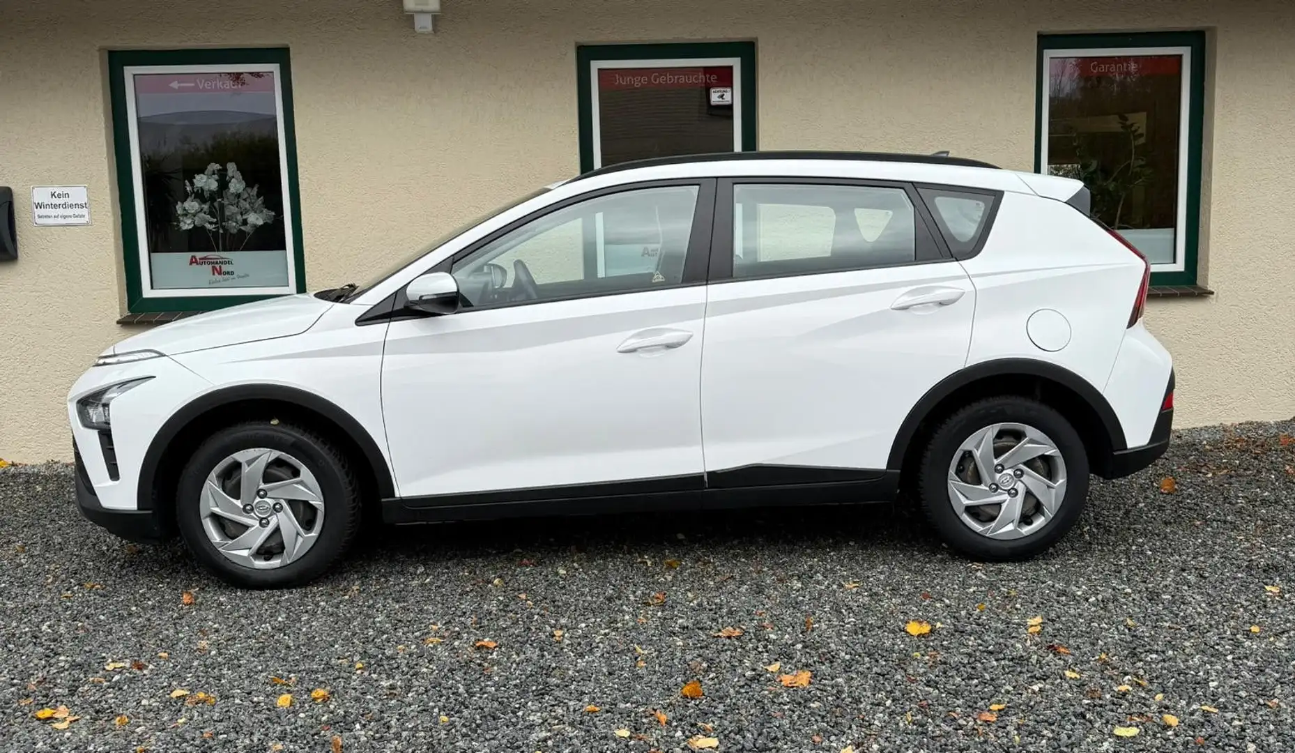 Hyundai BAYON Bayon Aut. Rückfahrkamera Spurhalte Weiß - 2