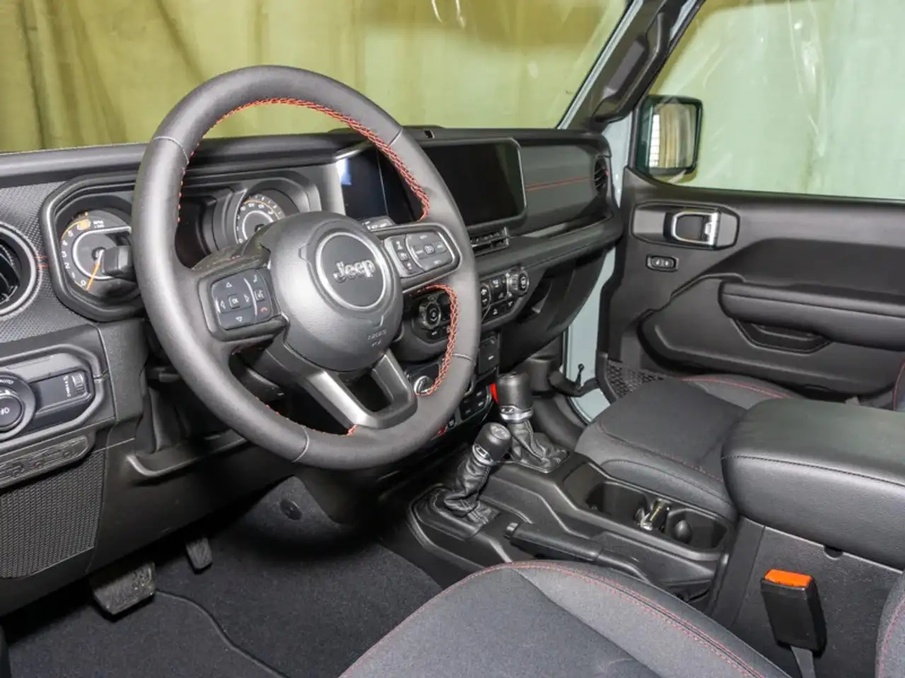 Jeep Wrangler снимка Jeep Wrangler