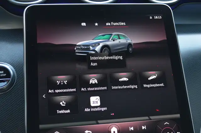 Mercedes-Benz GLC view 29