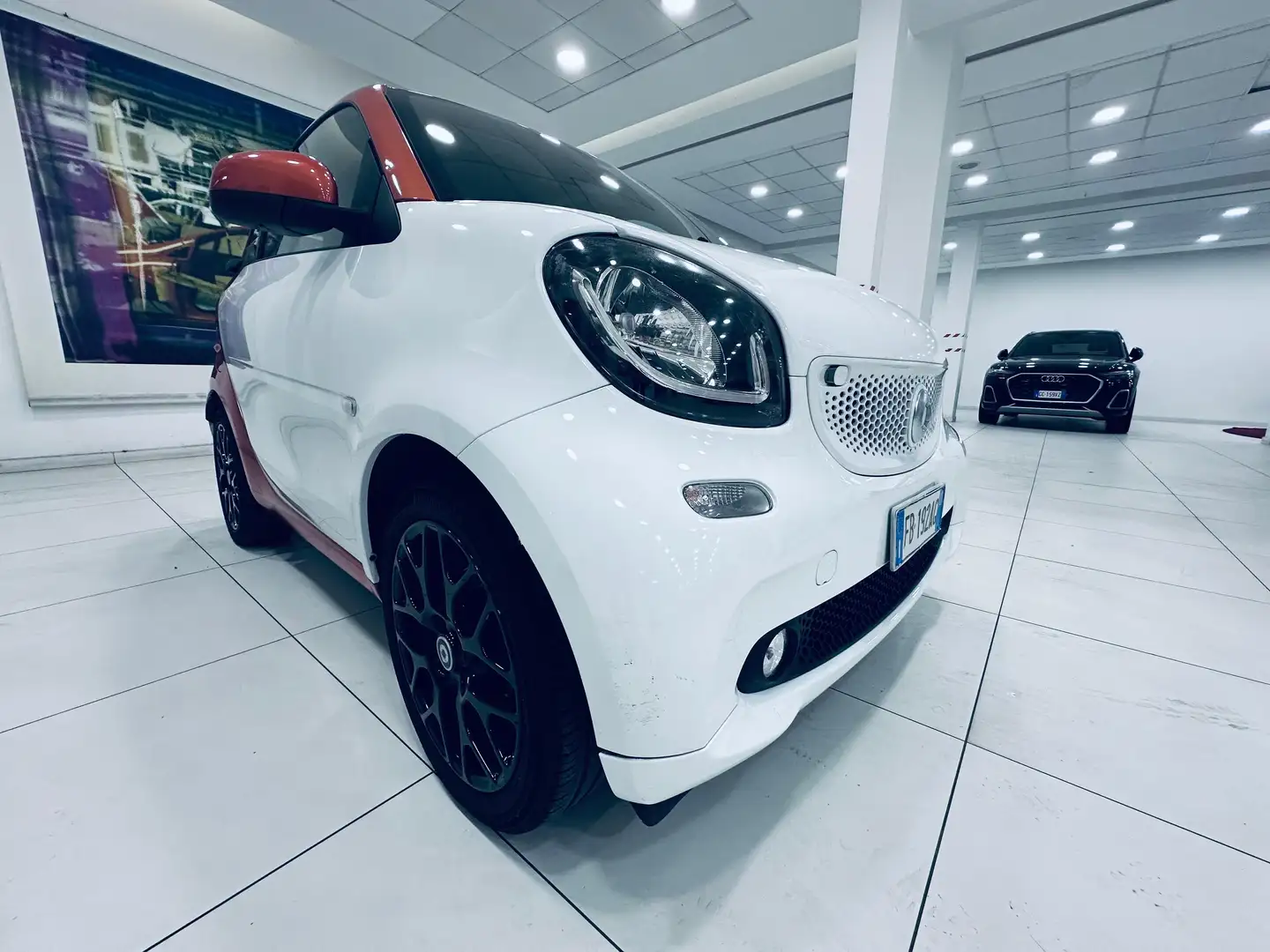 smart forTwo FORTWO 1.0 SPORT EDITION#1 71cv AUTO,FARI LED Bianco - 2