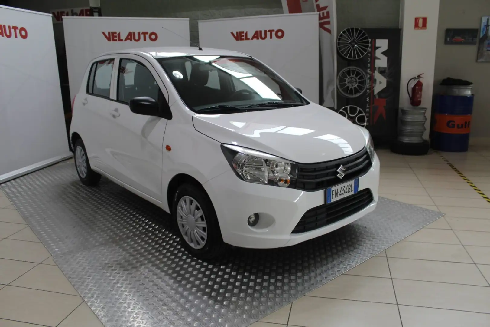Suzuki Celerio 1.0 Easy Weiß - 2