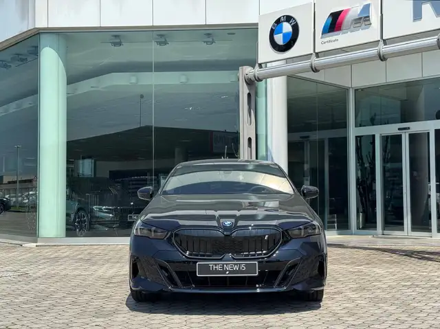 BMW i5 eDrive40 Berlina
