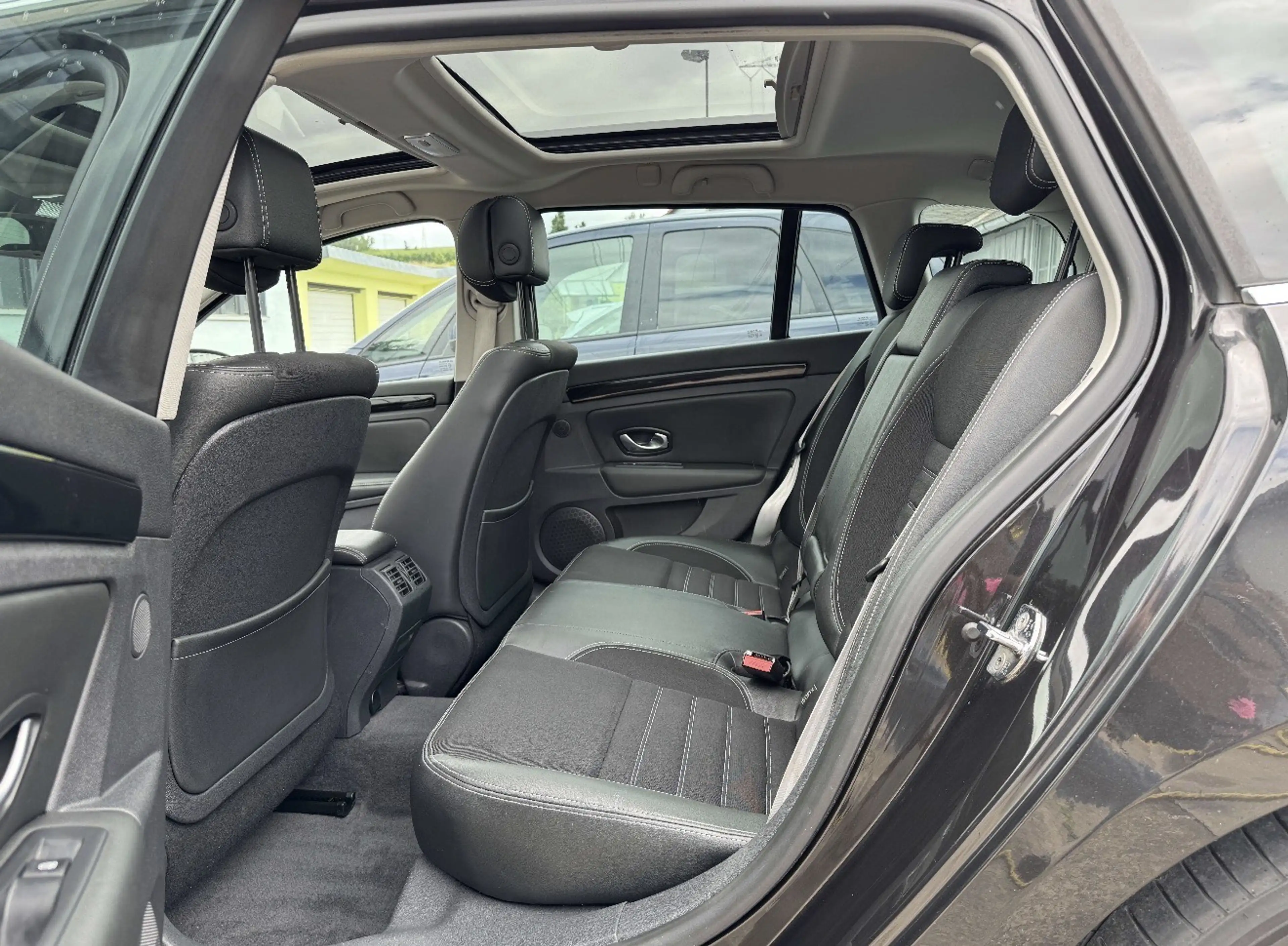 Renault Laguna BOSE Edition, Navi, Teilleder — photo 7