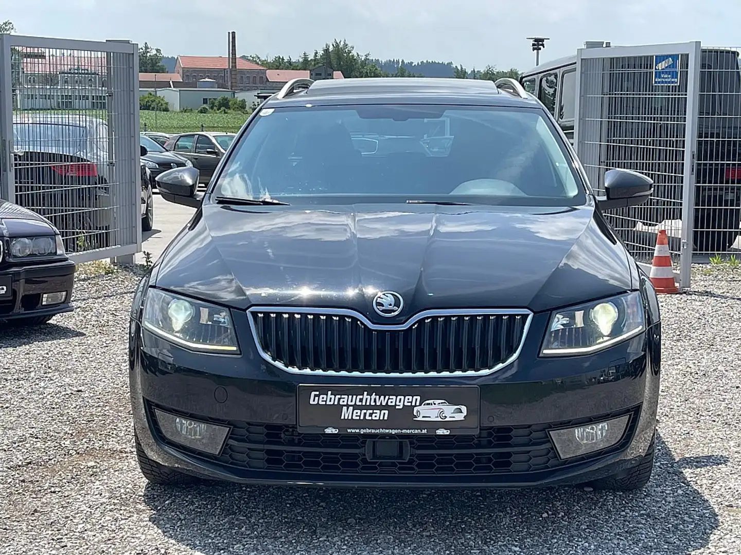 Skoda Octavia Combi 1,6 TDI Style Noir - 2
