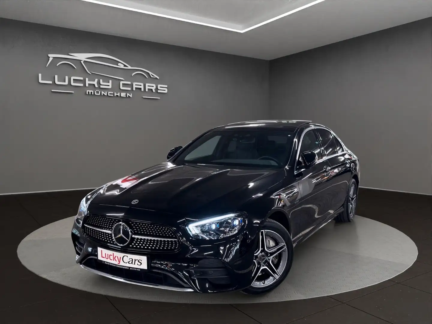 Mercedes-Benz E 300 E300de Lim. AMG Line *BURMESTER*360°-KAMERA*PANO Nero - 1