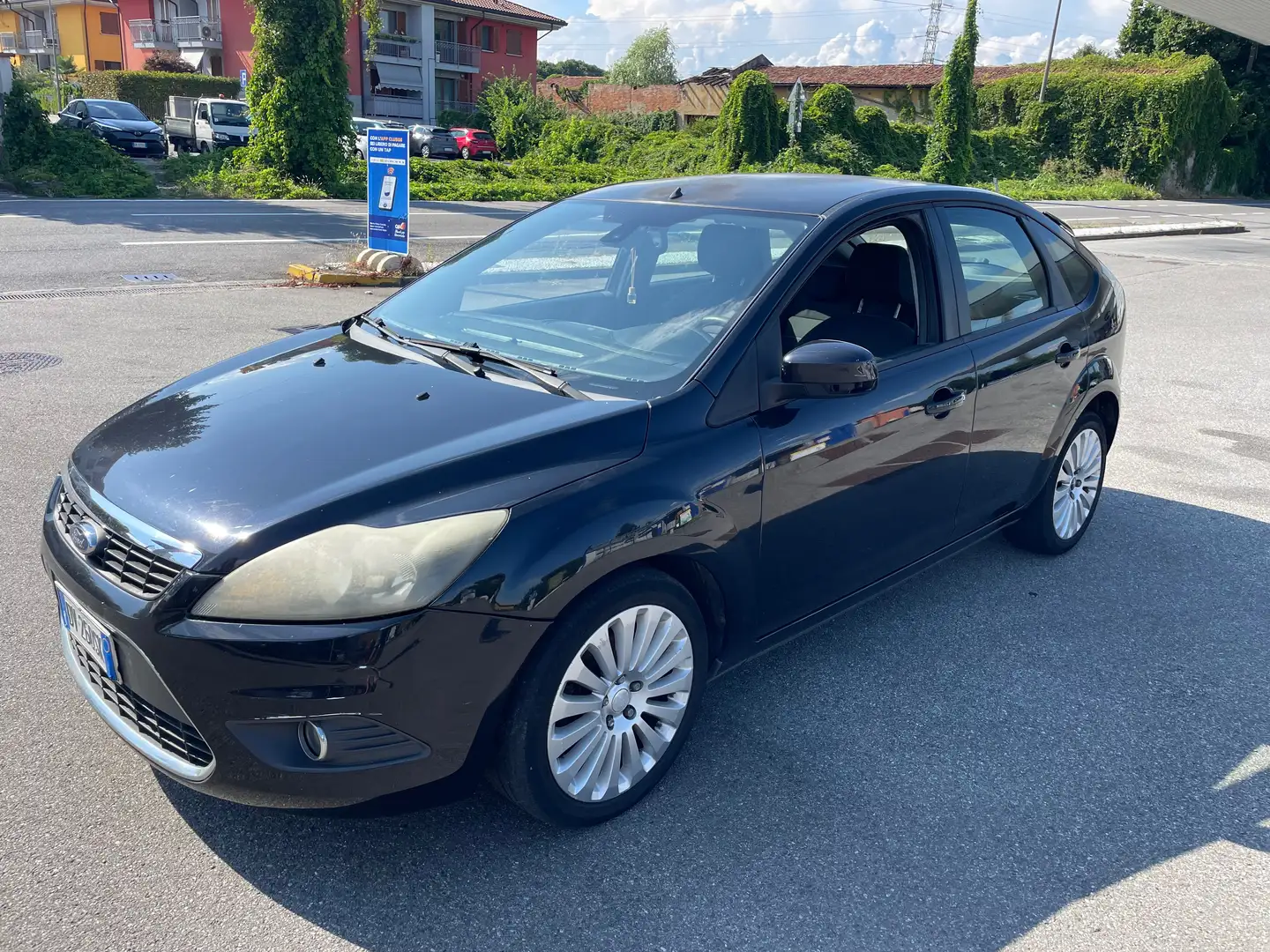 Ford Focus Focus II 5p 1.6 tdci Titanium dpf Zwart - 1