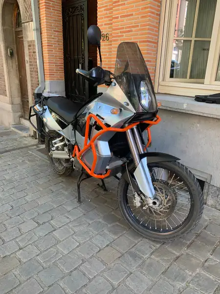 KTM 950 Adventure - foto 5