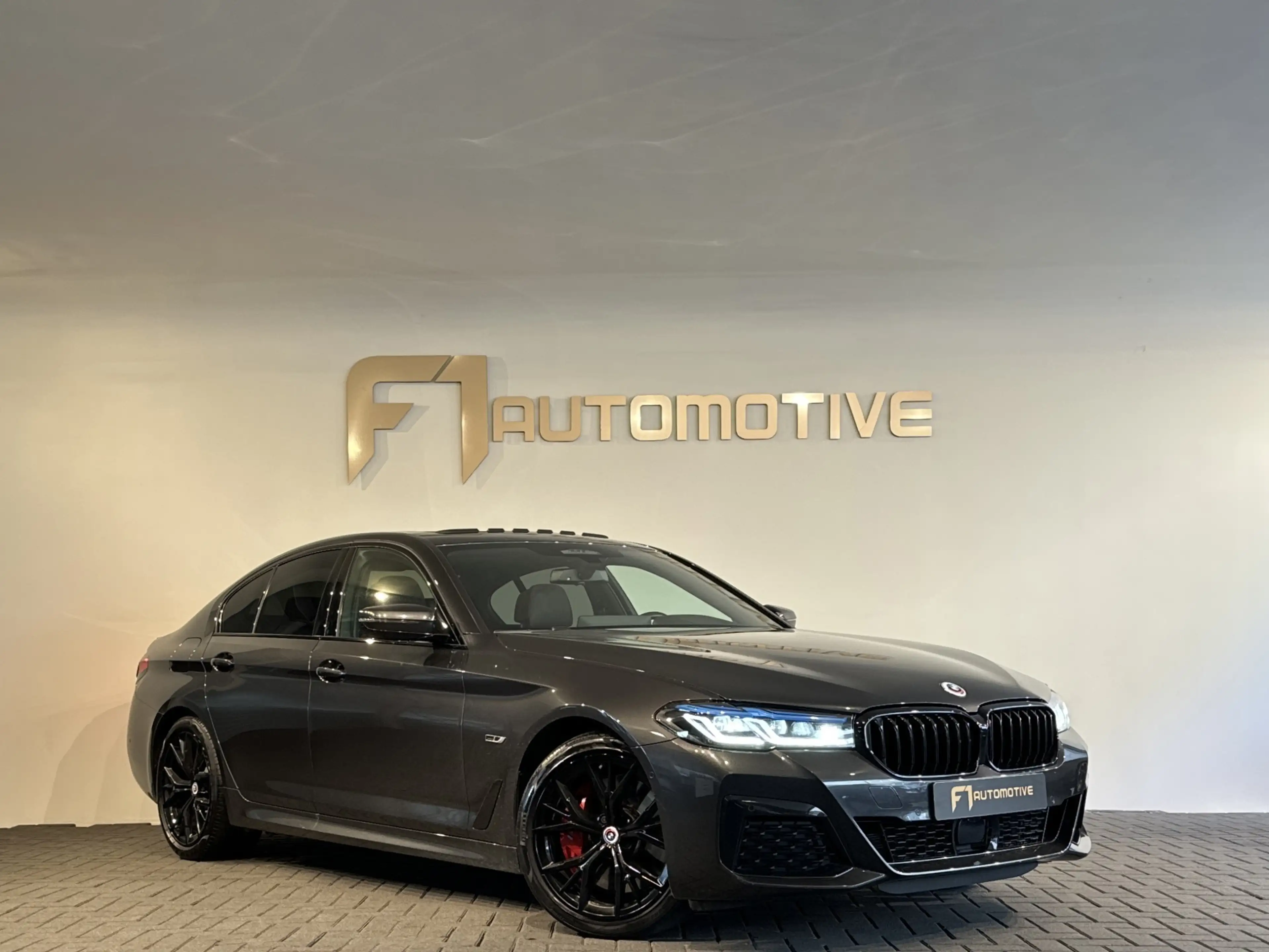 BMW 545 5-serie 545e xDrive Pano|HuD|Drive Assist|Stoelven — photo 6