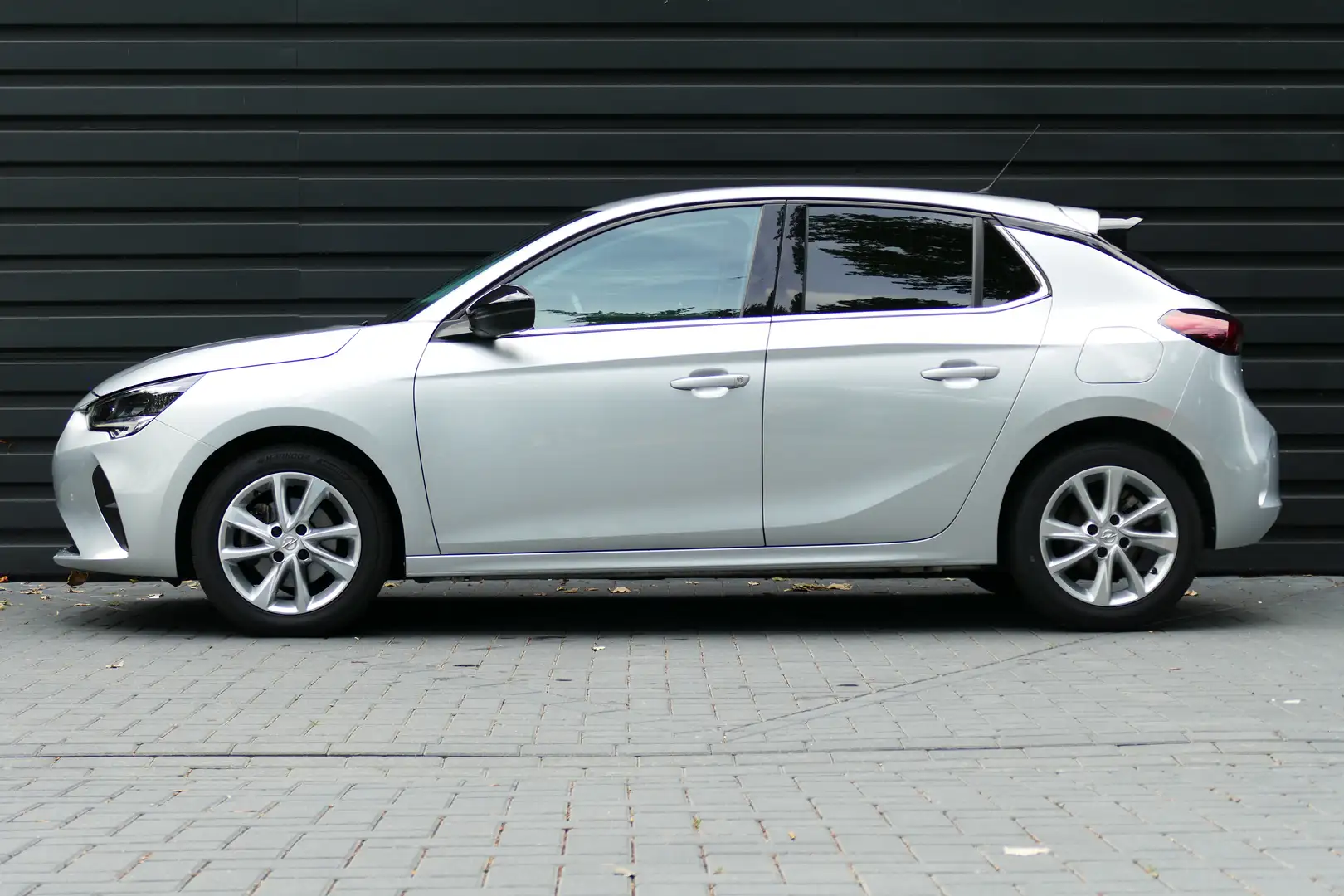 Opel Corsa 1.2 TURBO 5-DRS ELEGANCE AUTOMAAT / NAVI / LED / C Grijs - 2