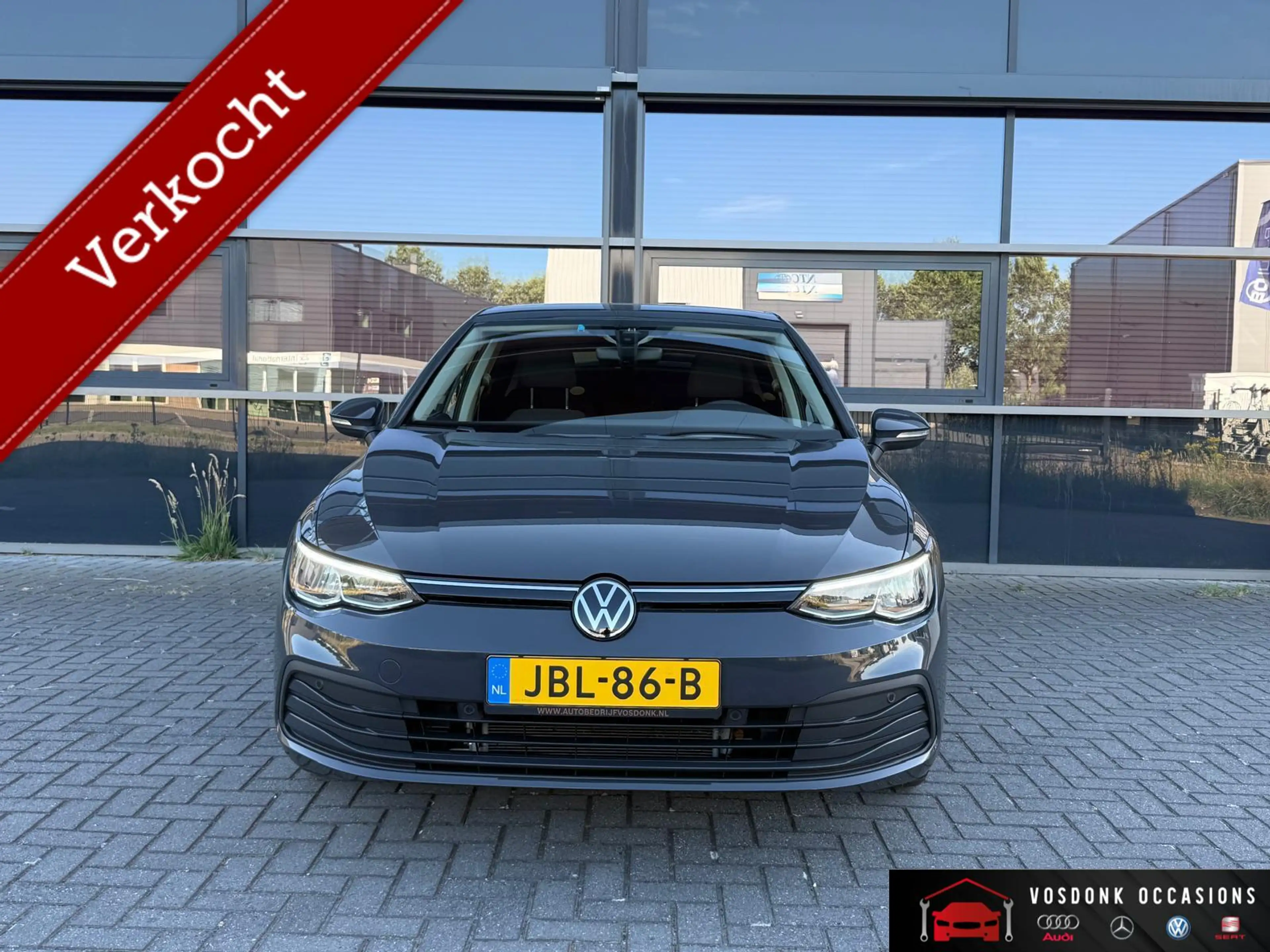 Volkswagen Golf 1.0 eTSI Life Business / Naviagtie/Automaat/ Nieuw — photo 2