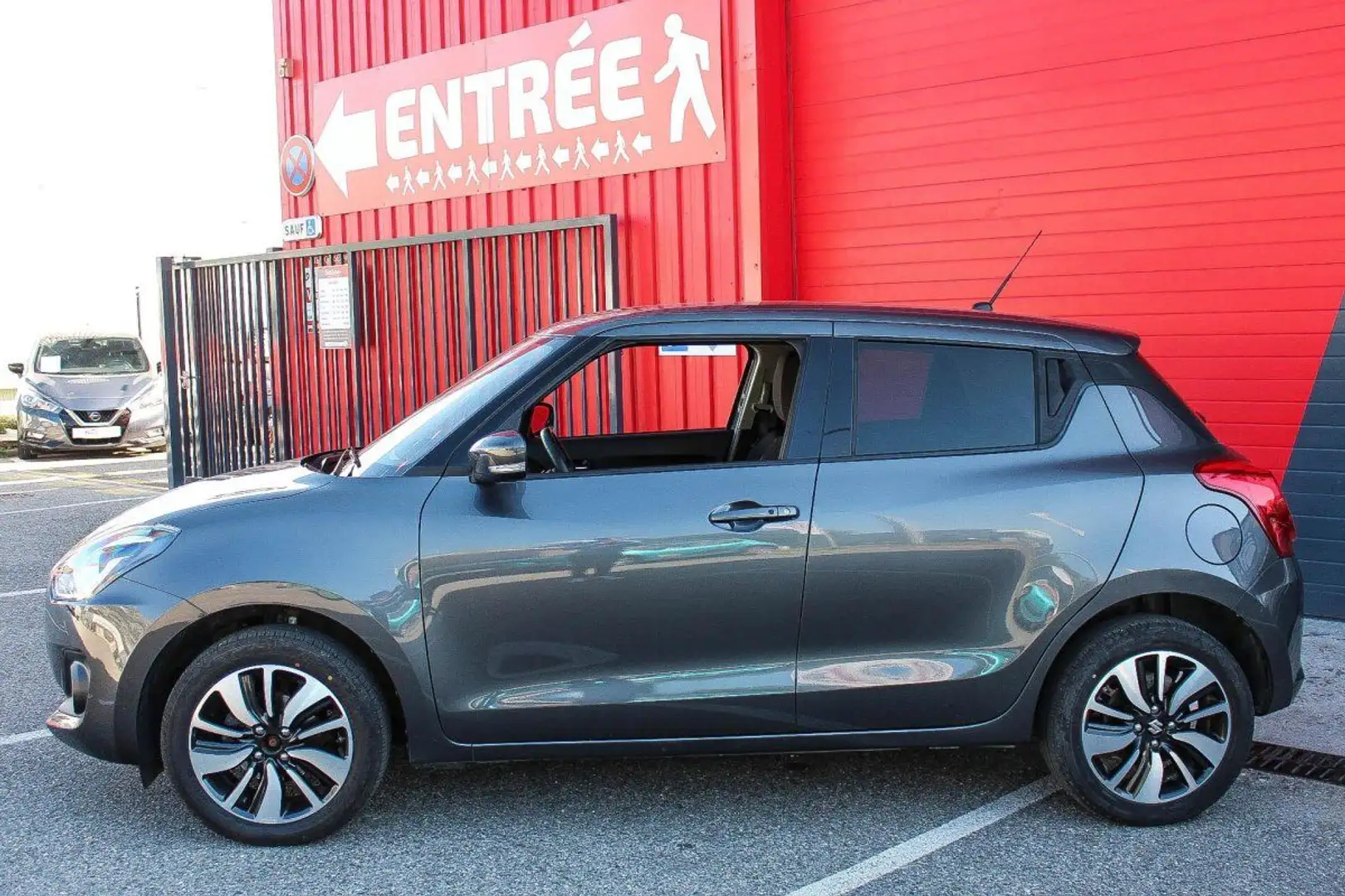 Suzuki Swift 1.2 Dualjet %2B Hybrid Gris - 2