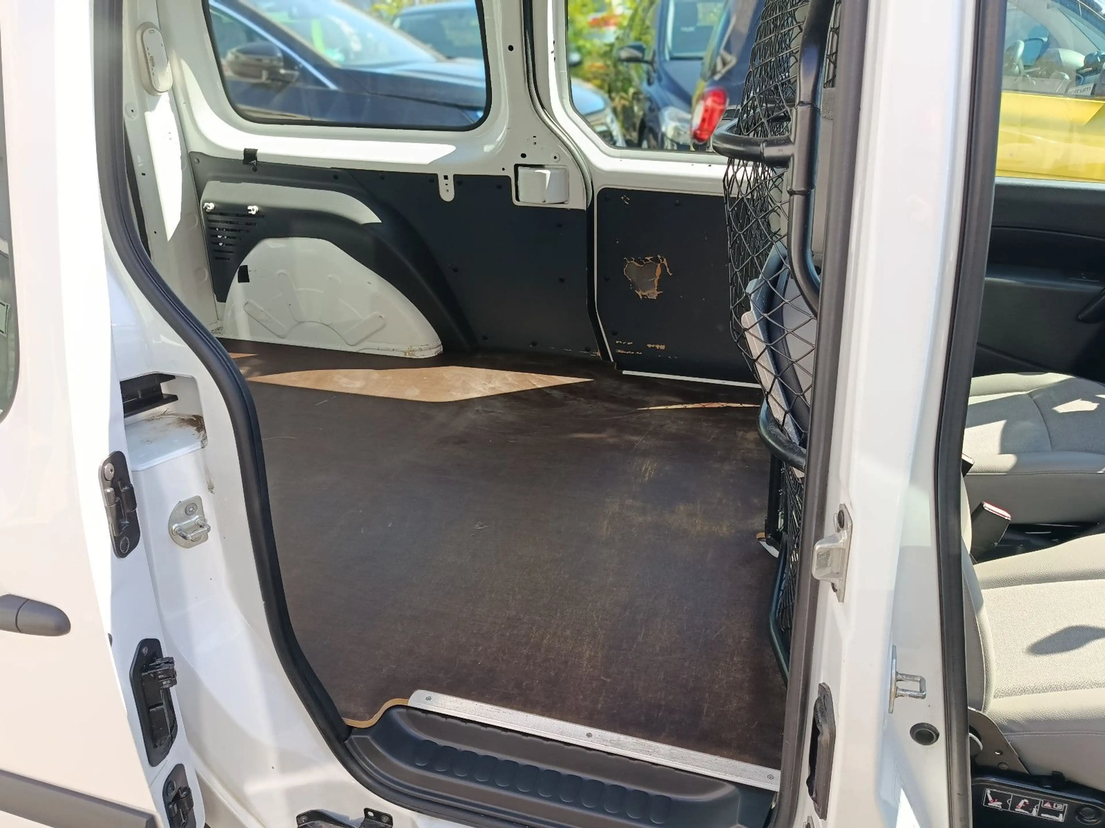 Renault Kangoo Rapid MAXI 2xSchiebetür - HU+AU NEU — photo 15