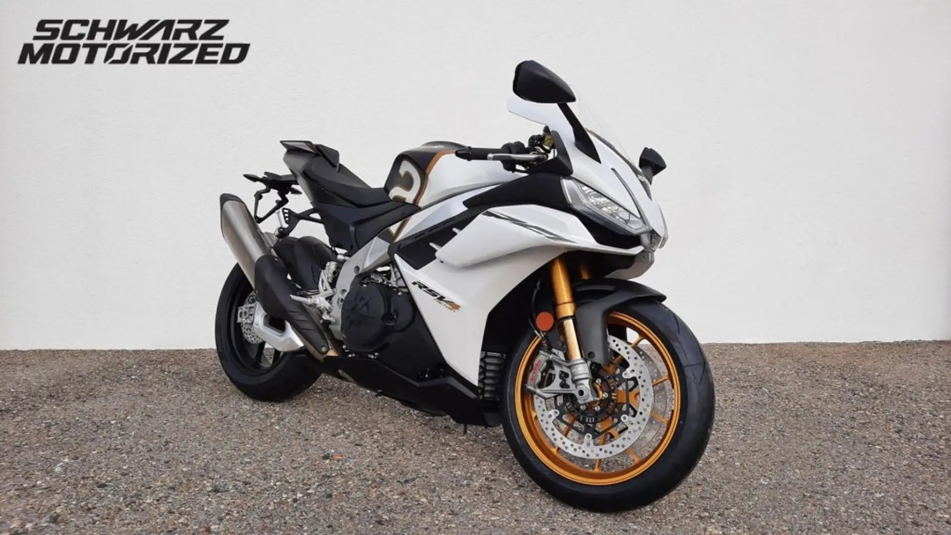 Aprilia RSV4 1100 Factory Gold - 1