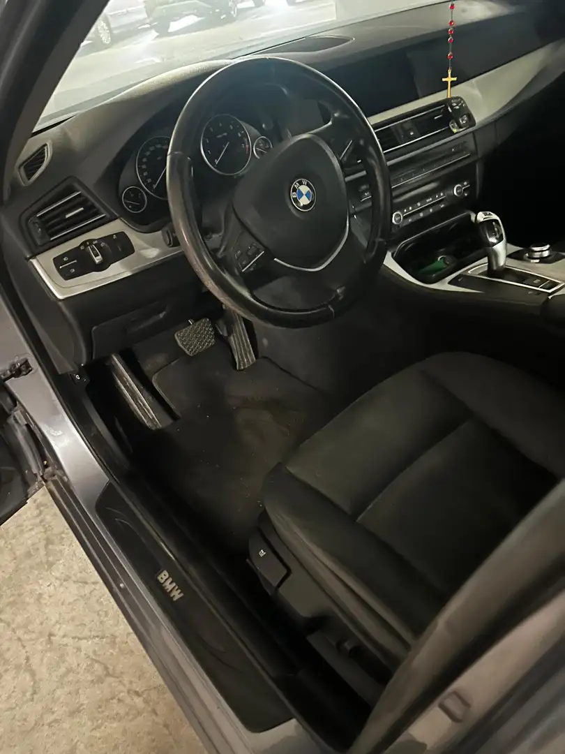BMW 530 530i - 2