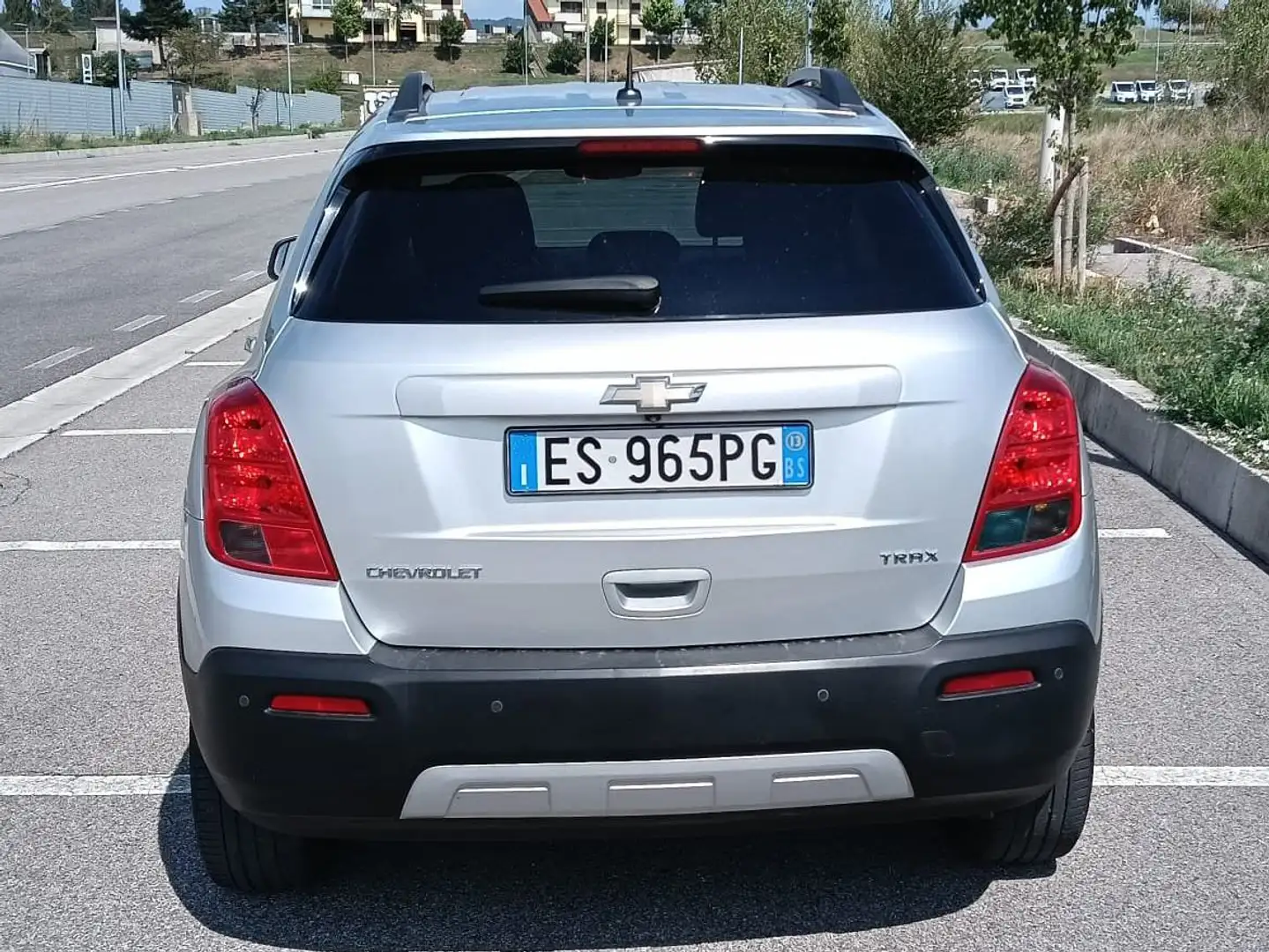 Chevrolet Trax Trax 1.7 LT fwd 130cv auto srebrna - 1