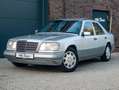 Mercedes-Benz E 320 W124, 5-Gang Autom., Scheckheft & gute Historie Silber - thumbnail 1
