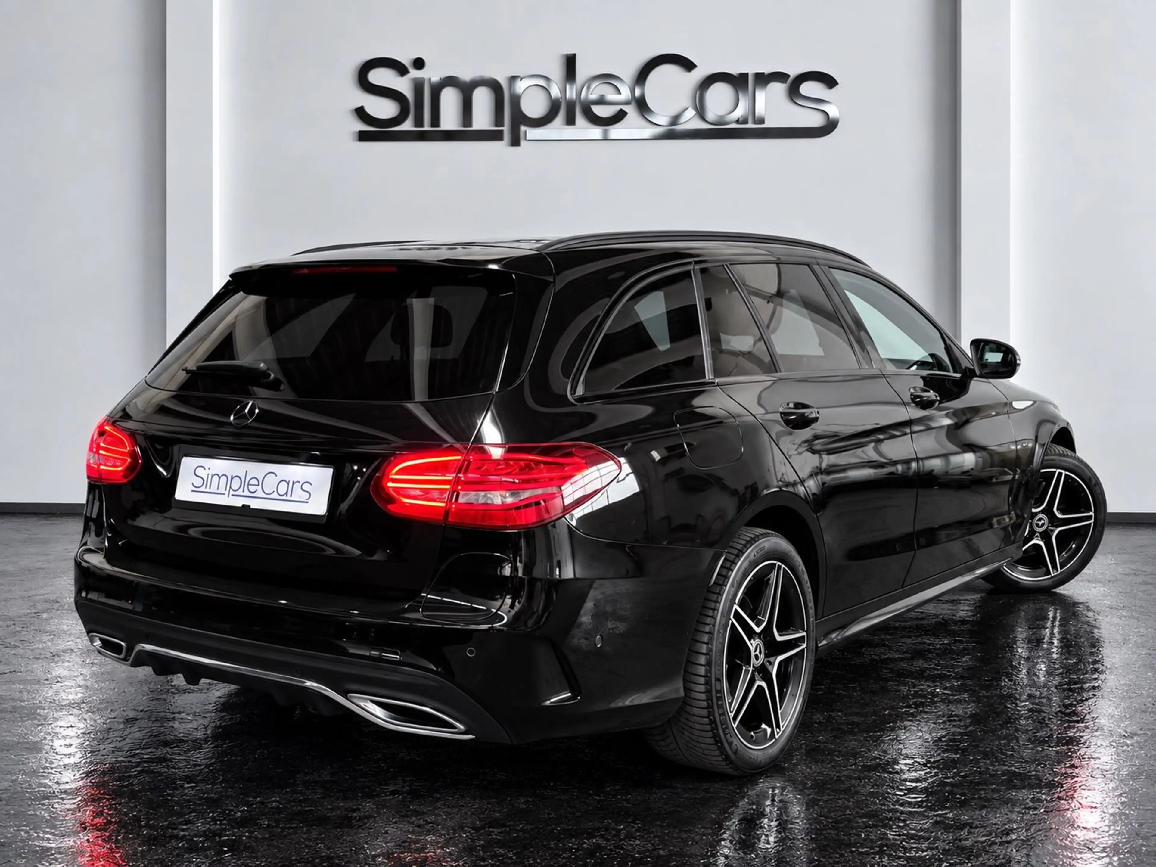 Mercedes-Benz C 300 de AMG-LINE Night Edition — photo 5