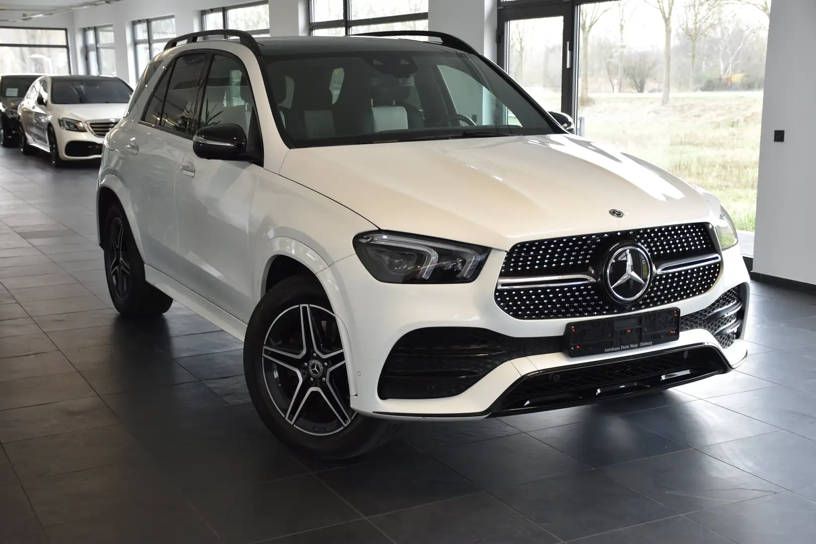 Mercedes-Benz GLE 350 d 4M 9G AMG LINE"PANO"360CAM"DISTRO"LEDER 2FARBIG" Weiß - 2