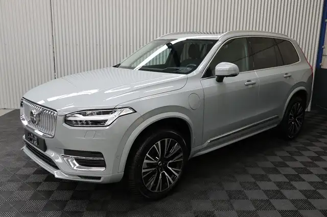 Volvo XC90 T8 Recharge Plug-in Hybrid AWD Plus Luchtvering