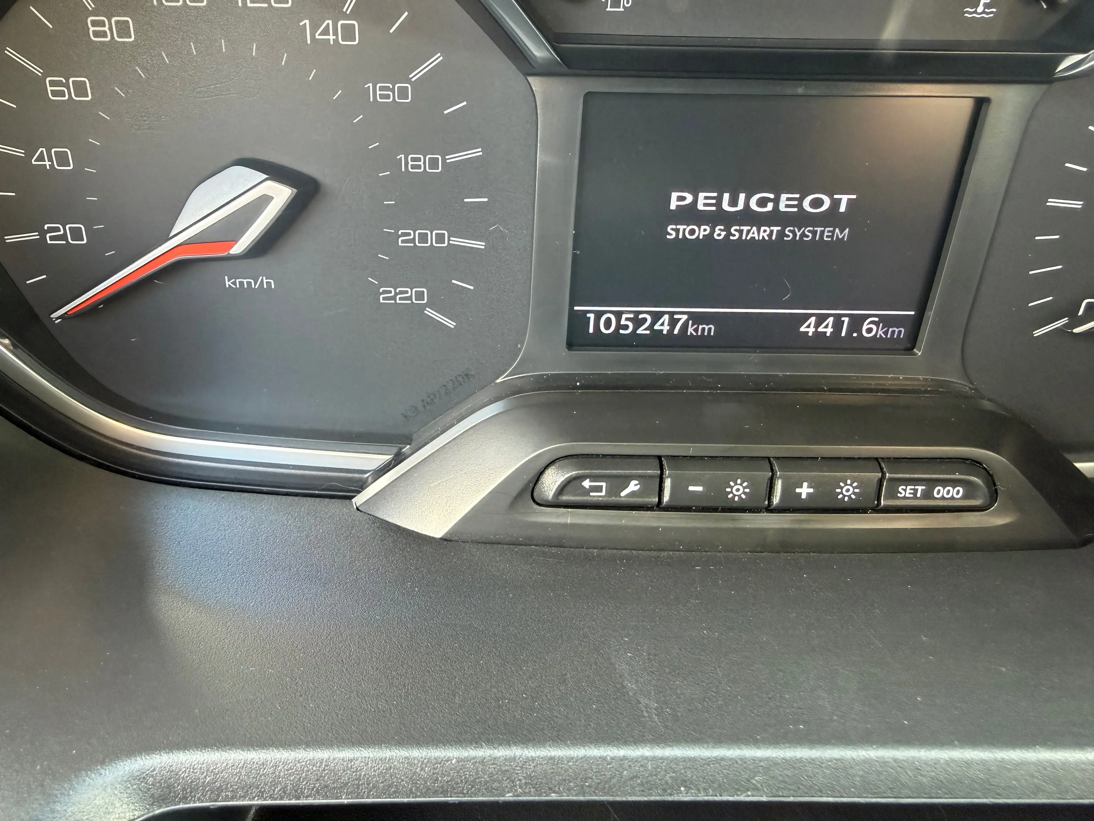 Peugeot Rifter Rifter 1.5 BlueHDi Standard Allure Pack AGC S — photo 12