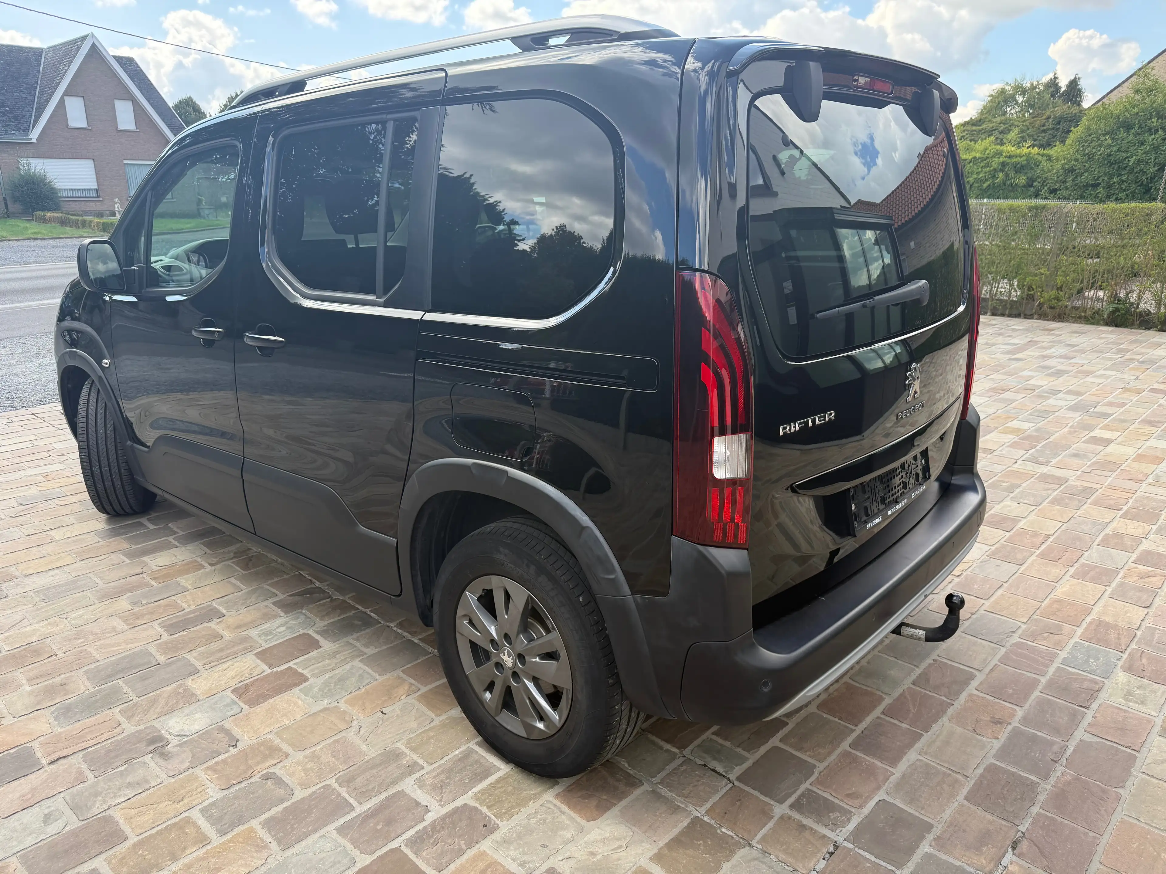 Peugeot Rifter Rifter 1.5 BlueHDi Standard Allure Pack AGC S — photo 3