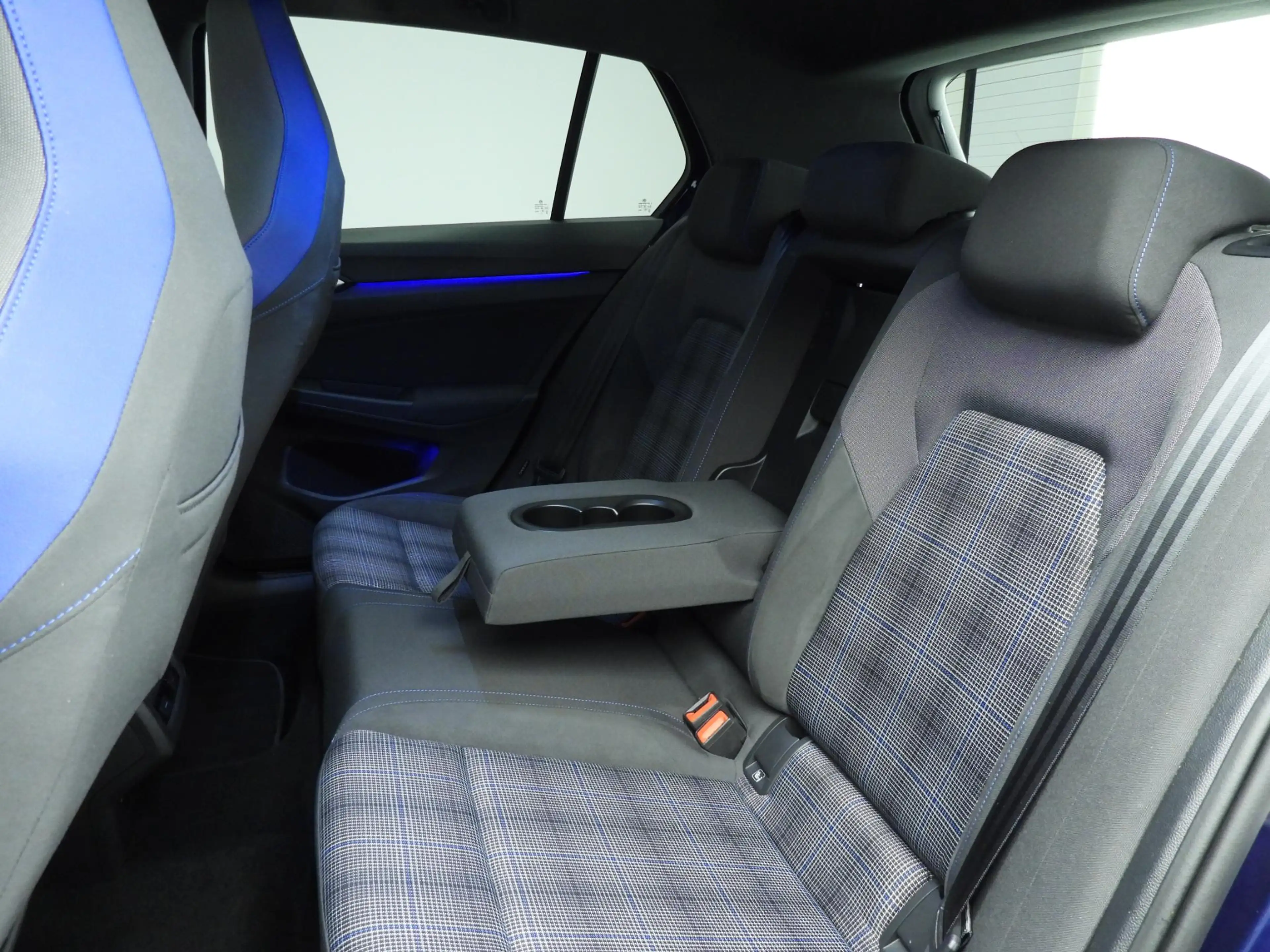 Volkswagen Golf GTE 1.4 eHybrid SoH 87,6% | Pano | Trekhaak elek. | HU — photo 8