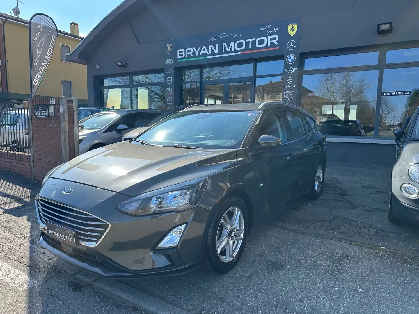 Ford Focus 1.5 EcoBlue 120 CV automatico SW Business Co-Pilot Grau - 1