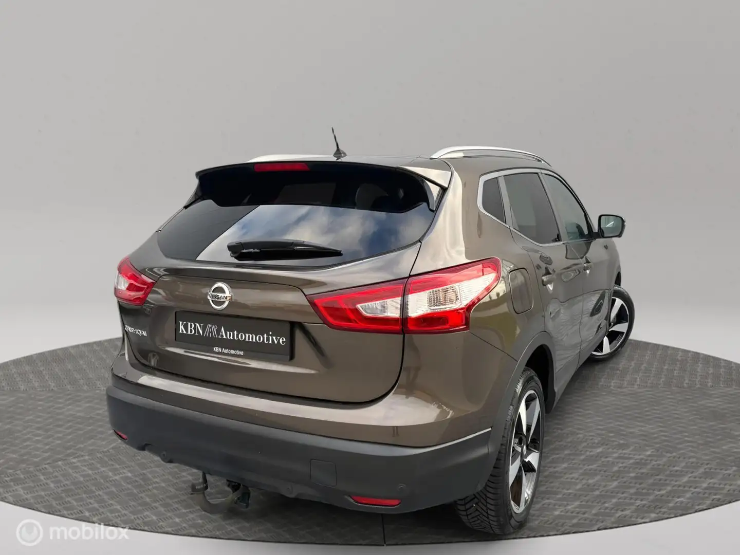 Nissan Qashqai 1.6 DIG-T N-Connecta| Pano|360CAM|Dealerond. Brun - 2