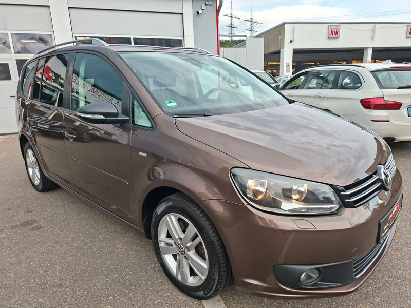 Volkswagen Touran Match — photo 11