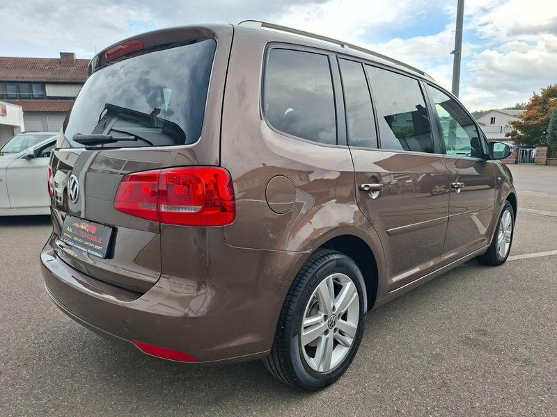 Volkswagen Touran Match — photo 10