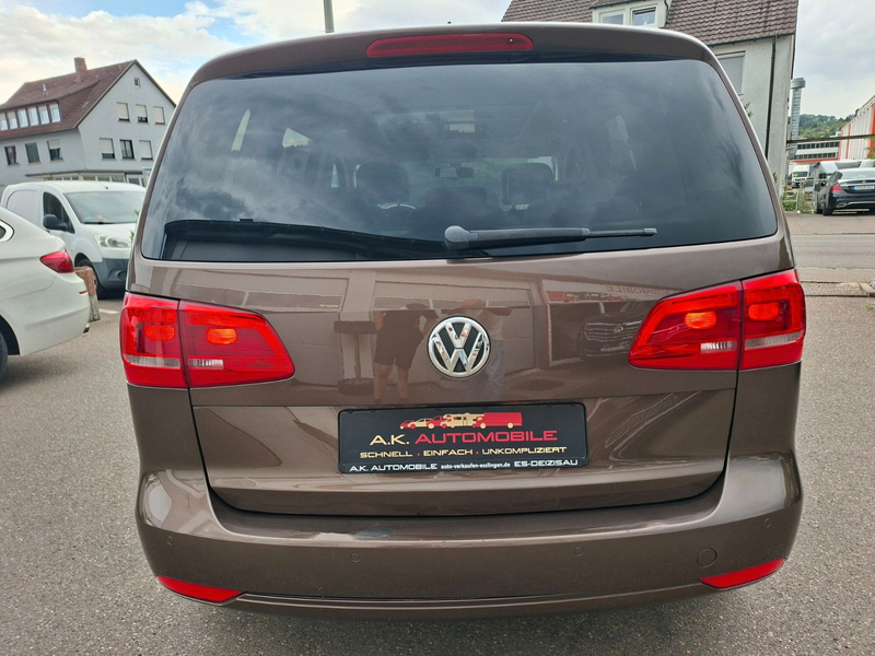 Volkswagen Touran Match — photo 8