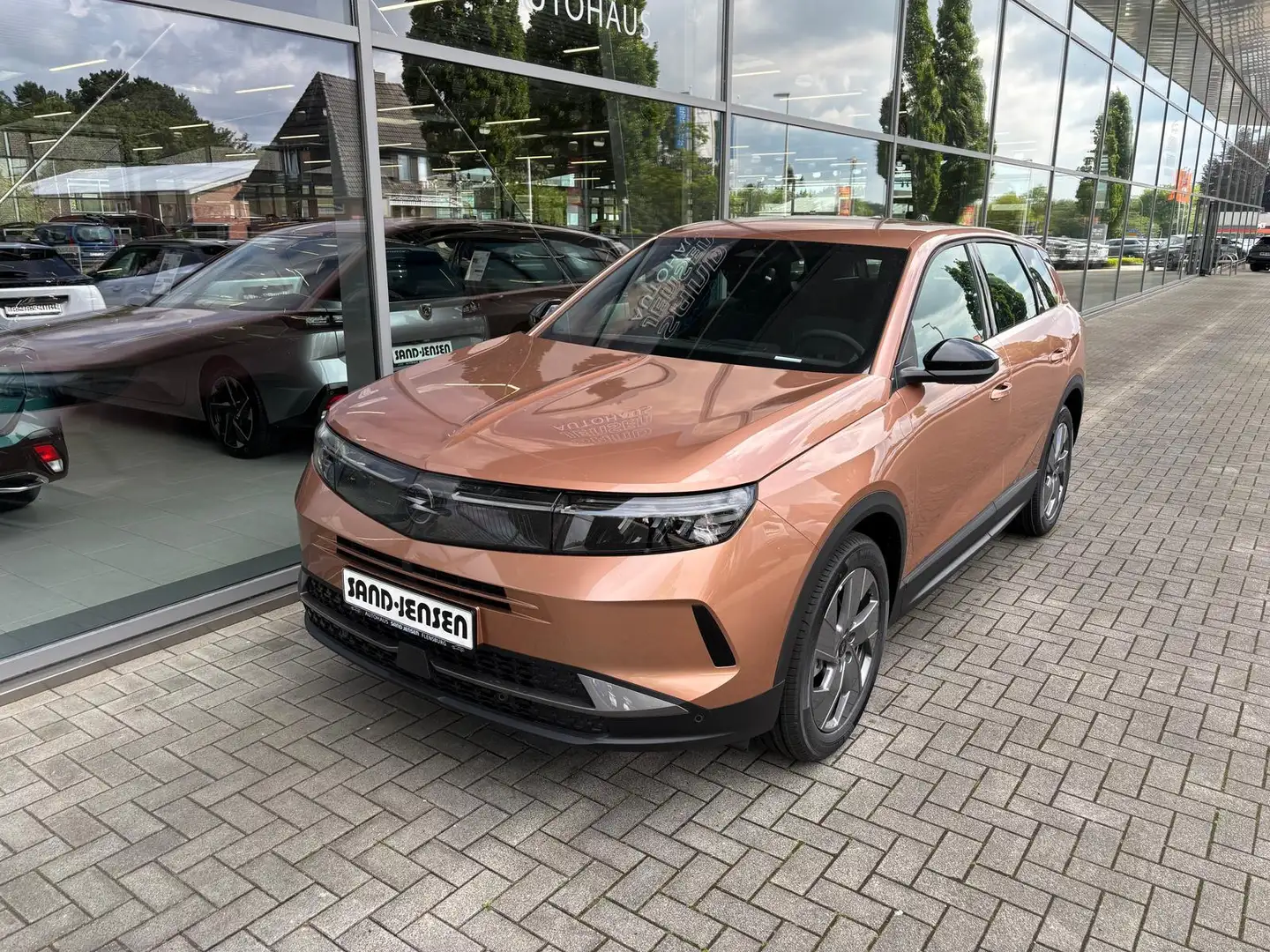 Opel Grandland X Grandland Edition MHEV 145 AHK ACC Intelli-LED Marrón - 2
