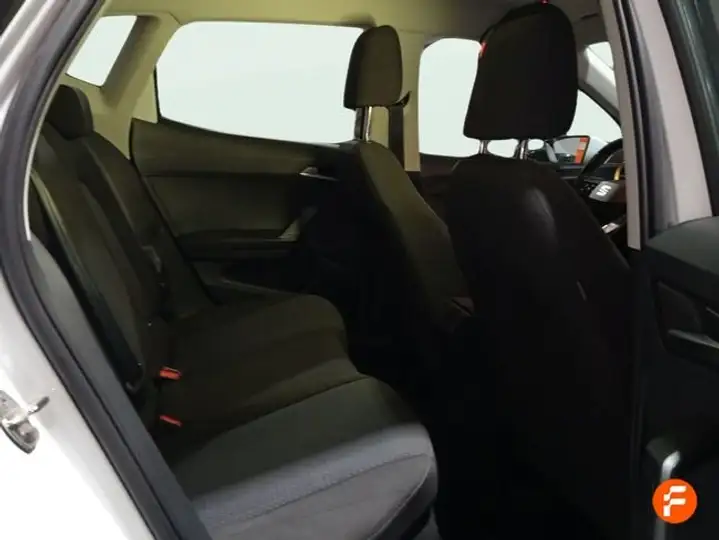 SEAT Arona 2024, foto 19