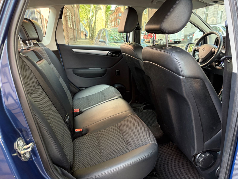 Mercedes-Benz A 160 A160 Avantgarde 2HAND/Klima/PDC/SHZ/Garantie/Tüv — photo 12