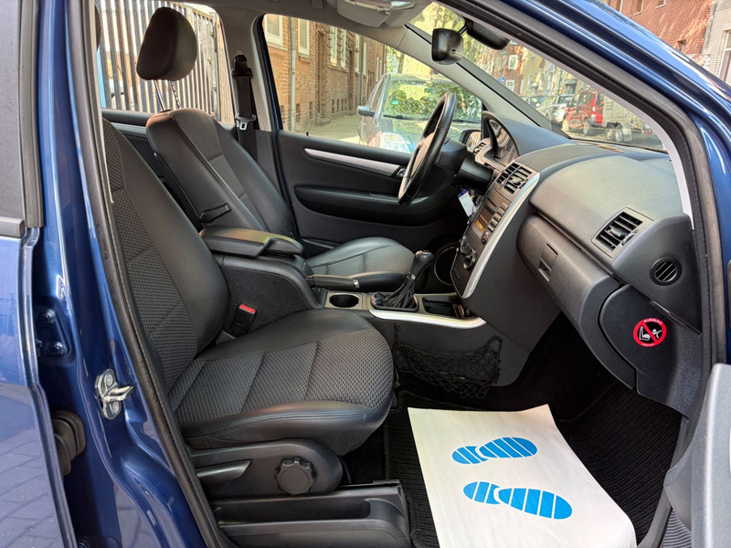 Mercedes-Benz A 160 A160 Avantgarde 2HAND/Klima/PDC/SHZ/Garantie/Tüv — photo 11