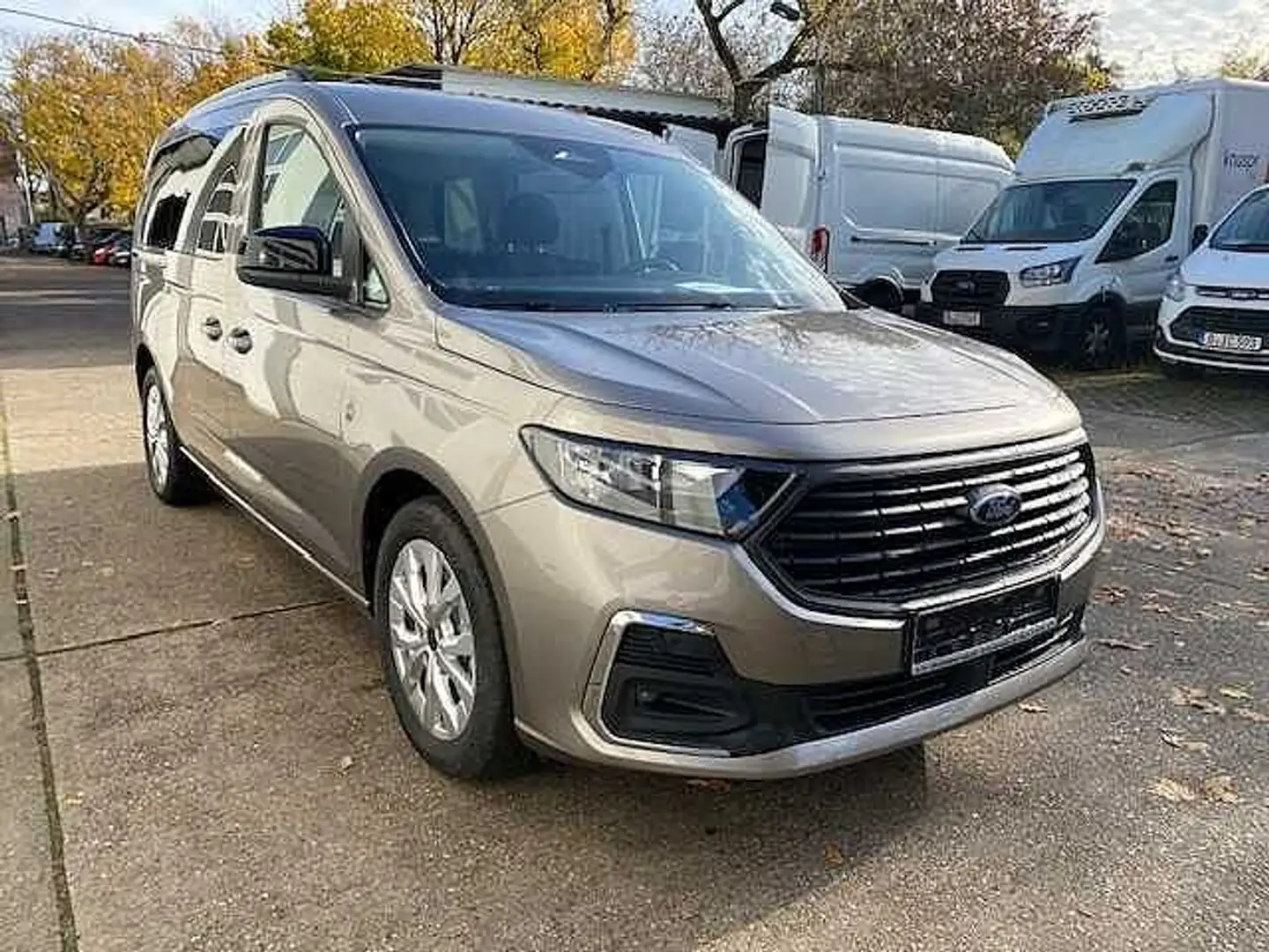 Ford Tourneo Connect L2 1.5 EcoB.''TITANIUM''ACC,Kamera,Navi Silber - 2