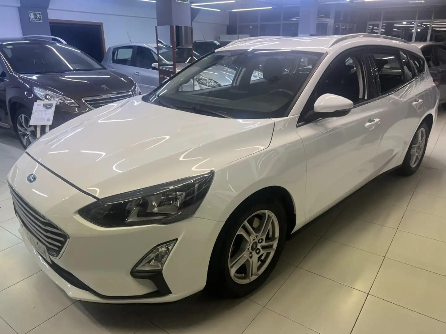 Ford Focus Sportbreak 1.5Ecoblue Active Weiß - 2