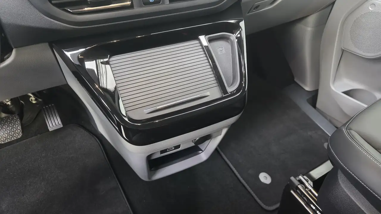 Ford Tourneo Custom 320 L2 Tourneo Titanium X 8Seats 11