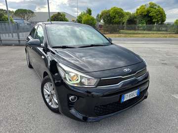 Rio IV 2017 1.4 crdi Active Style Pack 77cv
