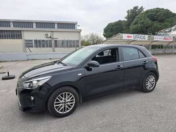 Rio IV 2017 1.4 crdi Active Style Pack 77cv