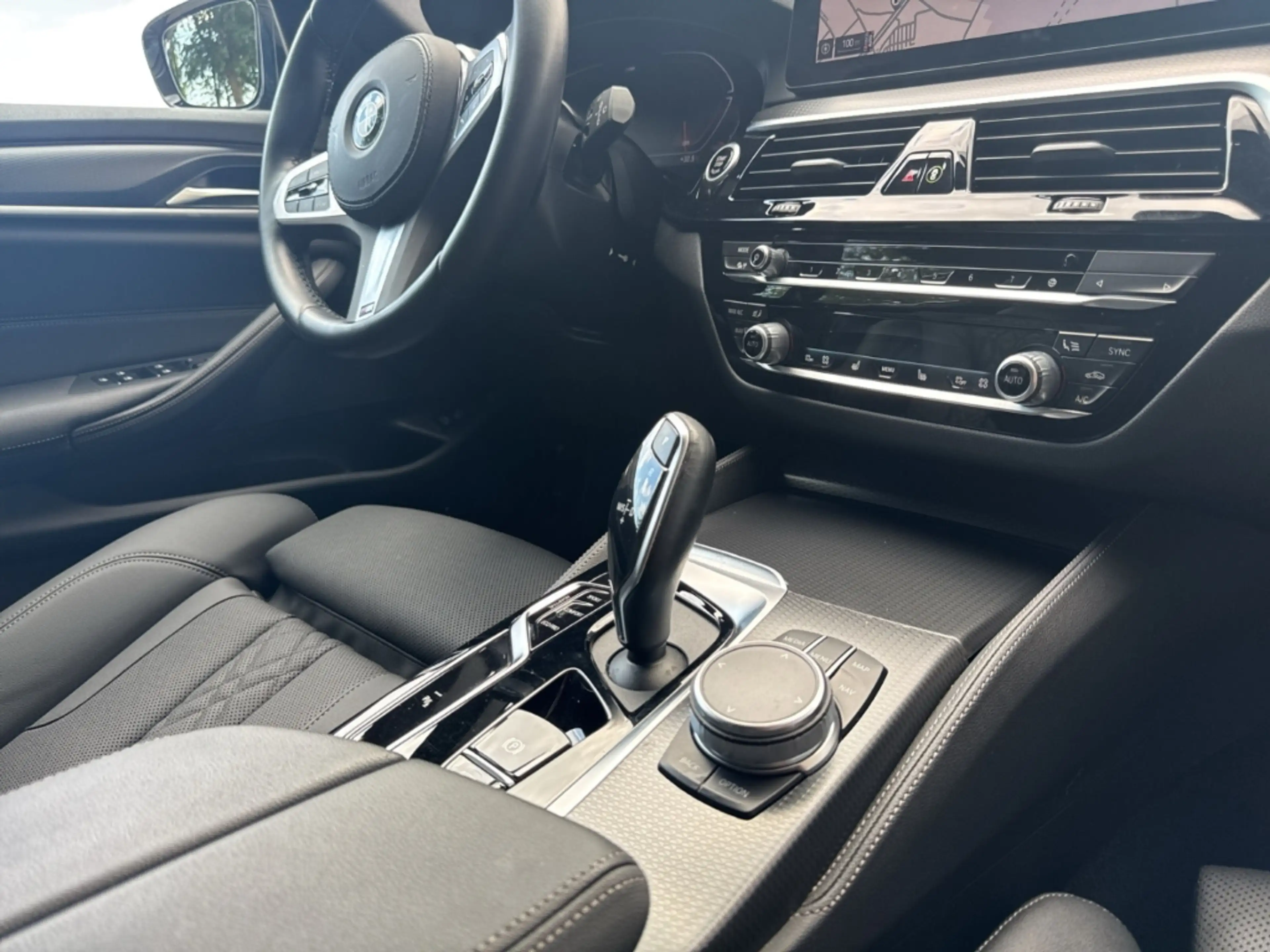 BMW 540 d M Sport xDrive touring/AHK/Navigation/HUD — photo 11