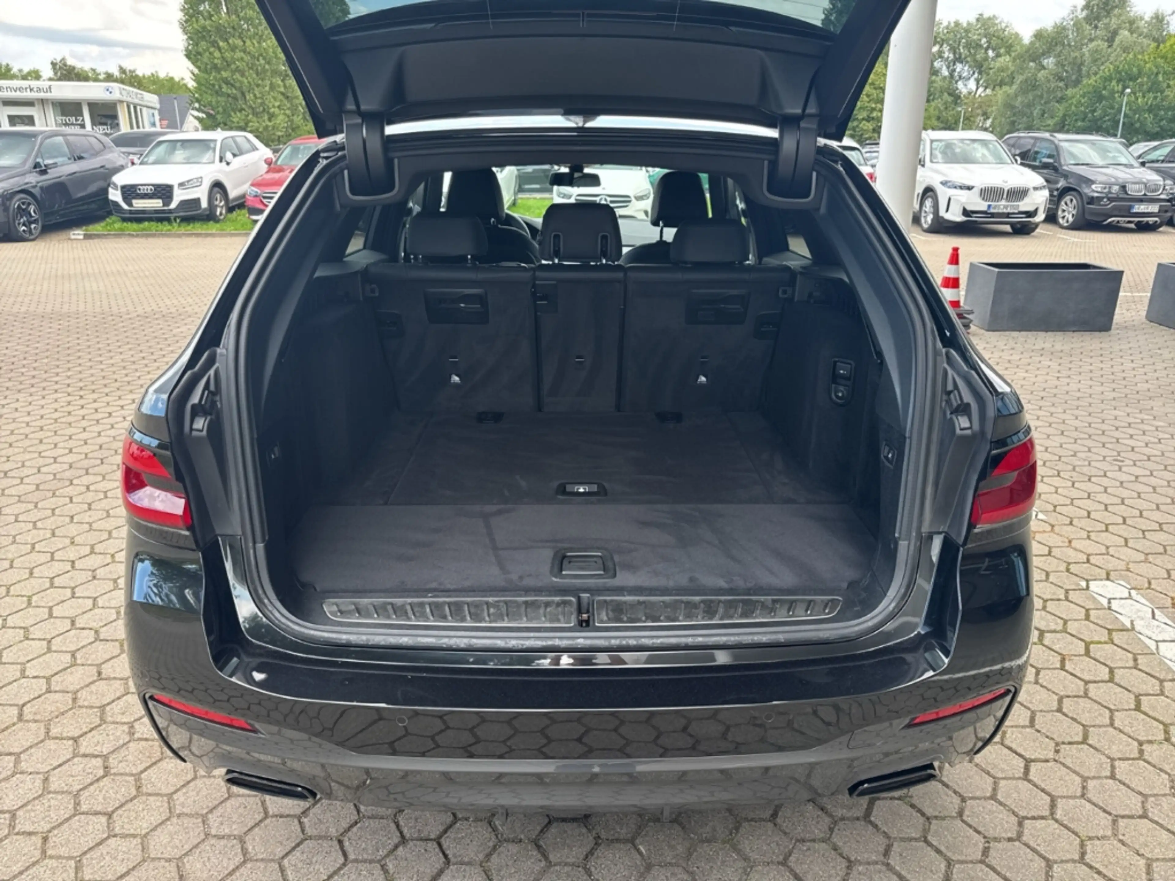 BMW 540 d M Sport xDrive touring/AHK/Navigation/HUD — photo 15