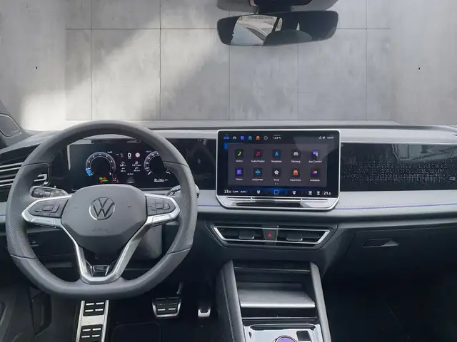 Volkswagen Tiguan view 11
